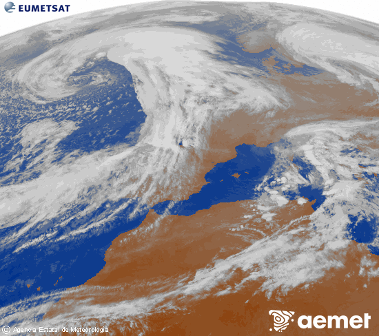Imagen de la zona de Europa y Norte de frica del canal infrarrojo del satlite Meteosat operacional en 0N 0W, procesada para darle color. Thursday, 30 October  2025 19:00