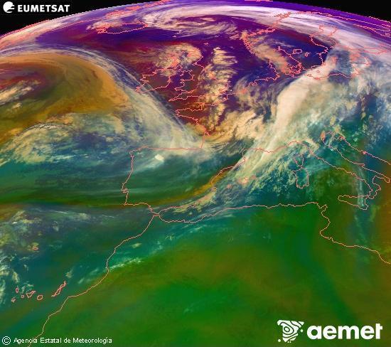 Composici RGB en la qual es barregen diversos canals del satllit Meteosat operacional en 0N 0W, que ens dna una idea de les caracterstiques de les masses d'aire i de la nuvolositat. diumenge, 2 de novembre  2025 08:00