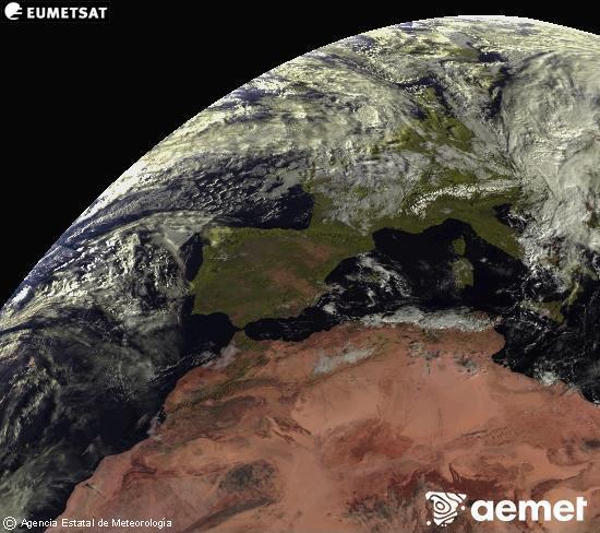 Esta imaxe xrase utilizando informacin das canles visibles do satlite METEOSAT pertencente  segunda xeracin de satlites  Meteosat (MSX). Por ese motivo, s hai informacin na zona iluminada polo sol. Ademais, as canles foron normalizadas para que o brillo non dependa da posicin do sol. luns, 3 novembro  2025 09:00
