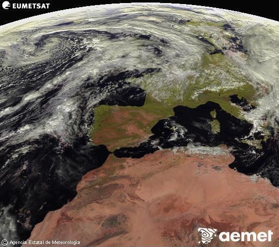 Esta imaxe xrase utilizando informacin das canles visibles do satlite METEOSAT pertencente  segunda xeracin de satlites  Meteosat (MSX). Por ese motivo, s hai informacin na zona iluminada polo sol. Ademais, as canles foron normalizadas para que o brillo non dependa da posicin do sol. luns, 3 novembro  2025 13:00