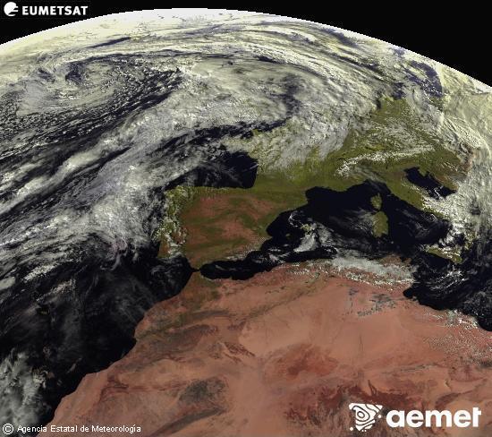 Esta imaxe xrase utilizando informacin das canles visibles do satlite METEOSAT pertencente  segunda xeracin de satlites  Meteosat (MSX). Por ese motivo, s hai informacin na zona iluminada polo sol. Ademais, as canles foron normalizadas para que o brillo non dependa da posicin do sol. luns, 3 novembro  2025 15:00