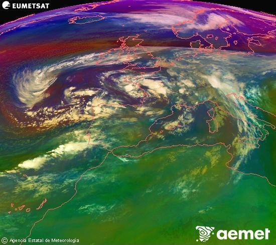Composici RGB en la qual es barregen diversos canals del satllit Meteosat operacional en 0N 0W, que ens dna una idea de les caracterstiques de les masses d'aire i de la nuvolositat. dissabte, 15 de novembre  2025 06:00