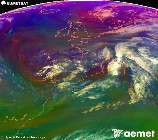 Composici RGB en la qual es barregen diversos canals del satllit Meteosat operacional en 0N 0W, que ens dna una idea de les caracterstiques de les masses d'aire i de la nuvolositat. diumenge, 16 de novembre  2025 20:00