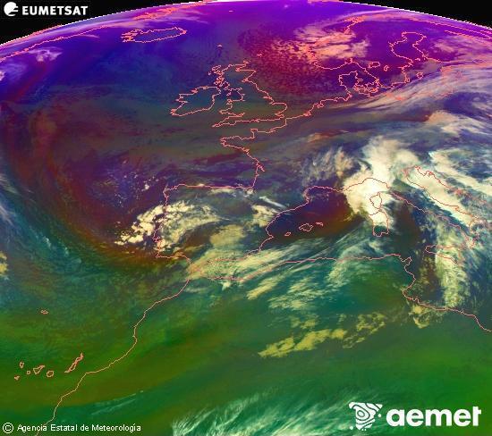 Composici RGB en la qual es barregen diversos canals del satllit Meteosat operacional en 0N 0W, que ens dna una idea de les caracterstiques de les masses d'aire i de la nuvolositat. diumenge, 16 de novembre  2025 22:00