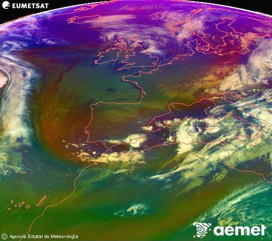 Composition RGB dans laquelle se mlangent diffrents canaux du satellite Meteosat operational in 0N 0W, l'informacin des caractristiques sur les masses d'air et les nuages. lundi, 17 novembre  2025 20:00