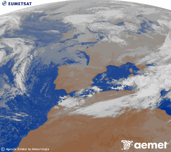 Imagen de la zona de Europa y Norte de frica del canal infrarrojo del satlite Meteosat operacional en 0N 0W, procesada para darle color. Tuesday, 18 November  2025 04:00