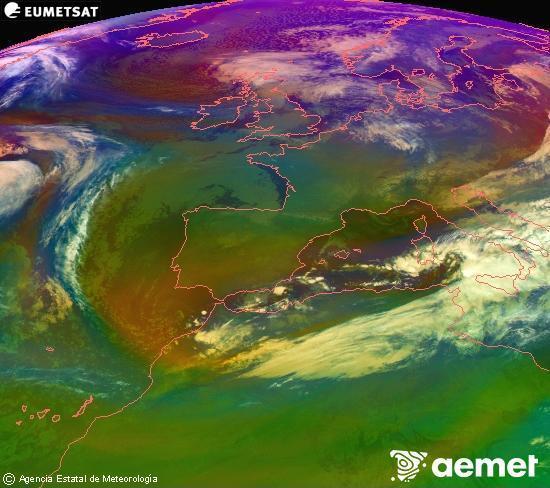 Composition RGB dans laquelle se mlangent diffrents canaux du satellite Meteosat operational in 0N 0W, l'informacin des caractristiques sur les masses d'air et les nuages. mardi, 18 novembre  2025 06:00