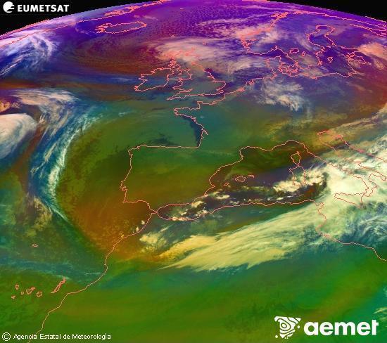 Composition RGB dans laquelle se mlangent diffrents canaux du satellite Meteosat operational in 0N 0W, l'informacin des caractristiques sur les masses d'air et les nuages. mardi, 18 novembre  2025 07:00