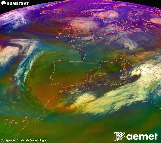 Composition RGB dans laquelle se mlangent diffrents canaux du satellite Meteosat operational in 0N 0W, l'informacin des caractristiques sur les masses d'air et les nuages. mardi, 18 novembre  2025 10:00
