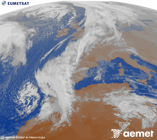 Imagen de la zona de Europa y Norte de frica del canal infrarrojo del satlite Meteosat operacional en 0N 0W, procesada para darle color. viernes, 12 diciembre 2025 a las 17:00