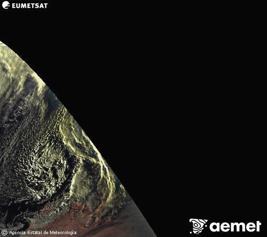 Esta imagen se genera utilizando informacin de los canales visibles del satlite METEOSAT perteneciente a la segunda generacin de satlites Meteosat (MSG). Por ese motivo, slo hay informacin en la zona iluminada por el sol. Adems, los canales han sido normalizados para que el brillo no dependa de la posicin del sol. viernes, 12 diciembre 2025 a las 18:00