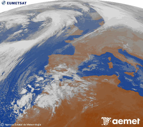 Imaxe da zona de Europa e Norte de frica da canle infravermella do satlite Meteosat operacional en 0N 0W, procesada para darlle cor. sbado , 13 decembro  2025 11:00