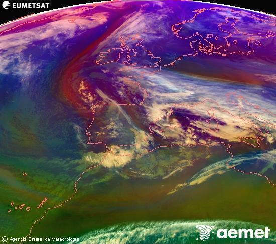 Composici� RGB en la qual es barregen diversos canals del sat�l�lit Meteosat operacional en 0�N 0�W, que ens d�na una idea de les caracter�stiques de les masses d'aire i de la nuvolositat.&nbsp;dimarts, 23 de desembre  2025 17:00