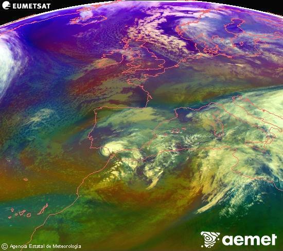 Composici�n RGB en la que se mezclan varios canales del sat�lite Meteosat operacional en 0�N 0�W, que nos da una idea de las caracter�sticas de las masas de aire y de la nubosidad.&nbsp;domingo, 04 enero 2026 a las 15:00
