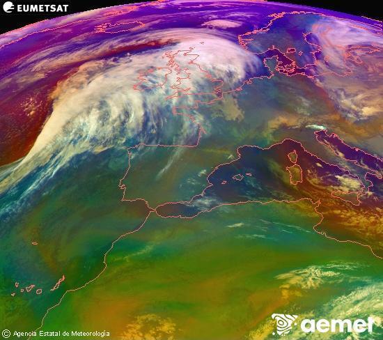 Composici�n RGB na que se mesturan varias canles do sat�lite Meteosat operacional en 0� N 0� W, que nos d� unha idea das caracter�sticas das masas de aire e da nebulosidade.&nbsp;domingo, 11 xaneiro  2026 08:00