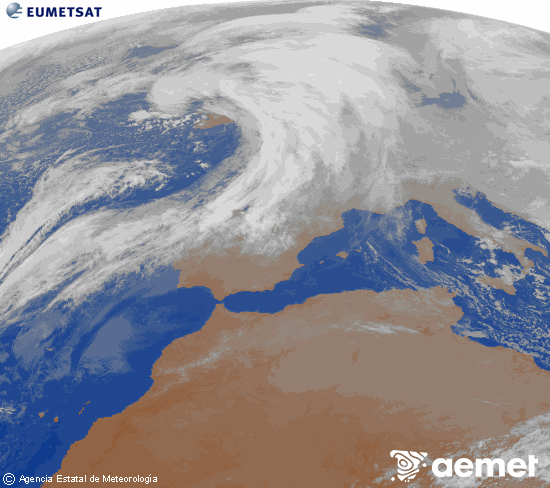 Imatge de la zona d'Europa i Nord d'�frica del canal infraroig del sat�l�lit Meteosat operacional en 0�N 0�W, processada per a donar-li color.&nbsp;diumenge, 11 de gener  2026 19:00