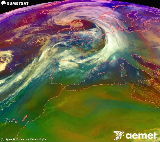 Composici�n RGB en la que se mezclan varios canales del sat�lite Meteosat operacional en 0�N 0�W, que nos da una idea de las caracter�sticas de las masas de aire y de la nubosidad.&nbsp;lunes, 12 enero 2026 a las 03:00