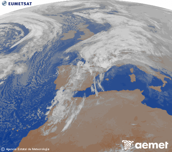 Imagen de la zona de Europa y Norte de �frica del canal infrarrojo del sat�lite Meteosat operacional en 0�N 0�W, procesada para darle color.&nbsp;martes, 13 enero 2026 a las 23:00