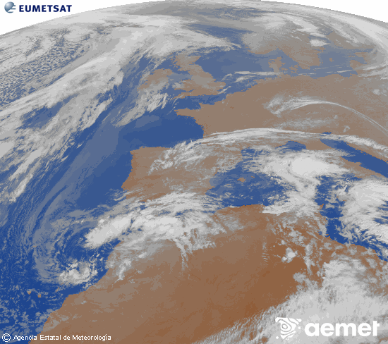 Imagen de la zona de Europa y Norte de �frica del canal infrarrojo del sat�lite Meteosat operacional en 0�N 0�W, procesada para darle color.&nbsp;dimarts, 3 de mar�  2026 23:00