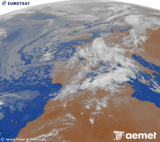 Imaxe da zona de Europa e Norte de �frica da canle infravermella do sat�lite Meteosat operacional en 0�N 0�W, procesada para darlle cor.&nbsp;luns, 4 maio  2026 07:00
