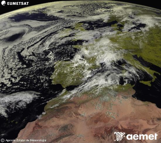 Esta imaxe x�rase utilizando informaci�n das canles visibles do sat�lite METEOSAT pertencente � segunda xeraci�n de sat�lites  Meteosat (MSX). Por ese motivo, s� hai informaci�n na zona iluminada polo sol. Ademais, as canles foron normalizadas para que o brillo non dependa da posici�n do sol.&nbsp;luns, 4 maio  2026 11:00