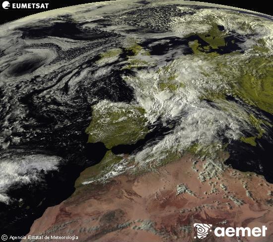 Esta imaxe x�rase utilizando informaci�n das canles visibles do sat�lite METEOSAT pertencente � segunda xeraci�n de sat�lites  Meteosat (MSX). Por ese motivo, s� hai informaci�n na zona iluminada polo sol. Ademais, as canles foron normalizadas para que o brillo non dependa da posici�n do sol.&nbsp;luns, 4 maio  2026 18:00