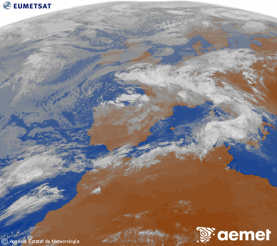 Imatge de la zona d'Europa i Nord d'�frica del canal infraroig del sat�l�lit Meteosat operacional en 0�N 0�W, processada per a donar-li color.&nbsp;dimarts, 5 de maig  2026 09:00