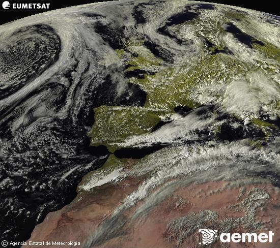 Esta imagen se genera utilizando informaci�n de los canales visibles del sat�lite METEOSAT perteneciente a la segunda generaci�n de sat�lites Meteosat (MSG). Por ese motivo, s�lo hay informaci�n en la zona iluminada por el sol. Adem�s, los canales han sido normalizados para que el brillo no dependa de la posici�n del sol.&nbsp;divendres, 15 de maig  2026 18:00