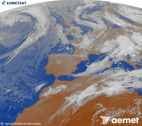 Imagen de la zona de Europa y Norte de �frica del canal infrarrojo del sat�lite Meteosat operacional en 0�N 0�W, procesada para darle color.&nbsp;divendres, 15 de maig  2026 23:00