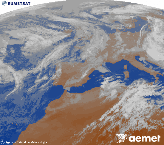 Imatge de la zona d'Europa i Nord d'�frica del canal infraroig del sat�l�lit Meteosat operacional en 0�N 0�W, processada per a donar-li color.&nbsp;diumenge, 17 de maig  2026 01:00