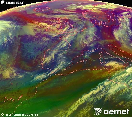 Composition RGB dans laquelle se m�langent diff�rents canaux du satellite Meteosat operational in 0�N 0�W, l'informaci�n des caract�ristiques sur les masses d'air et les nuages.&nbsp;dimanche, 17 mai  2026 09:00