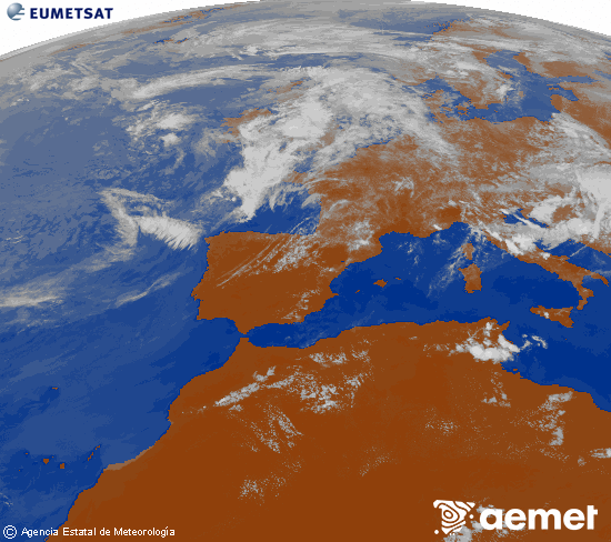 Imagen de la zona de Europa y Norte de �frica del canal infrarrojo del sat�lite Meteosat operacional en 0�N 0�W, procesada para darle color.&nbsp;lunes, 01 junio 2026 a las 17:00