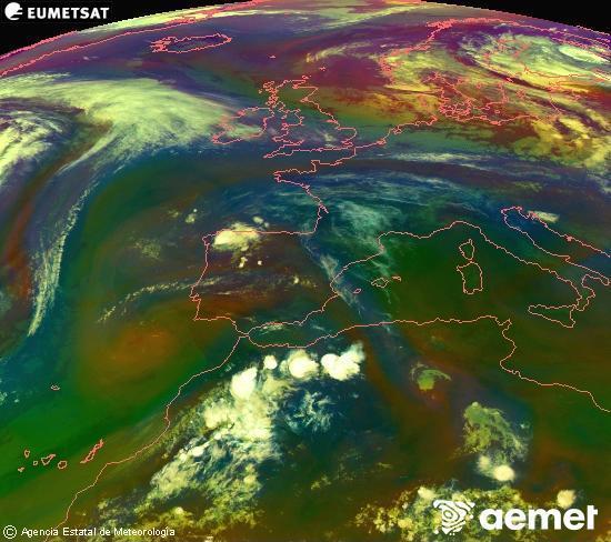 Composici�n RGB en la que se mezclan varios canales del sat�lite Meteosat operacional en 0�N 0�W, que nos da una idea de las caracter�sticas de las masas de aire y de la nubosidad.&nbsp;s�bado, 13 junio 2026 a las 21:00