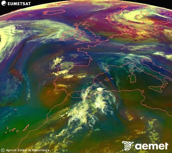 Composici�n RGB en la que se mezclan varios canales del sat�lite Meteosat operacional en 0�N 0�W, que nos da una idea de las caracter�sticas de las masas de aire y de la nubosidad.&nbsp;domingo, 14 junio 2026 a las 05:00