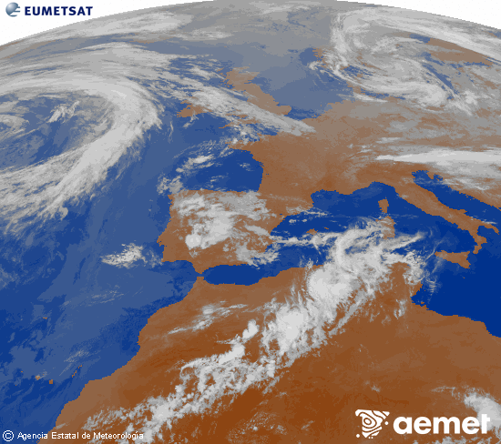 Imagen de la zona de Europa y Norte de �frica del canal infrarrojo del sat�lite Meteosat operacional en 0�N 0�W, procesada para darle color.&nbsp;Monday, 15 June  2026 02:00