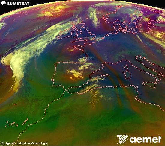 Composici�n RGB na que se mesturan varias canles do sat�lite Meteosat operacional en 0� N 0� W, que nos d� unha idea das caracter�sticas das masas de aire e da nebulosidade.&nbsp;venres, 10 xullo  2026 05:00