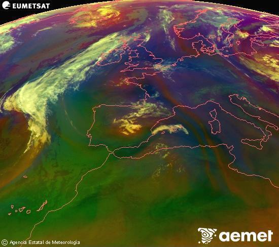 Composici�n RGB na que se mesturan varias canles do sat�lite Meteosat operacional en 0� N 0� W, que nos d� unha idea das caracter�sticas das masas de aire e da nebulosidade.&nbsp;venres, 10 xullo  2026 08:00