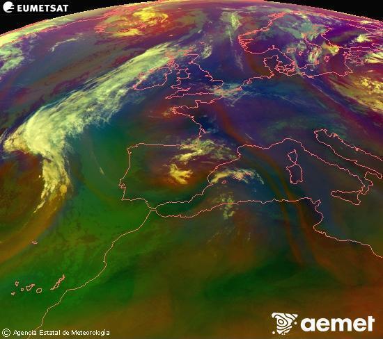 Composici�n RGB na que se mesturan varias canles do sat�lite Meteosat operacional en 0� N 0� W, que nos d� unha idea das caracter�sticas das masas de aire e da nebulosidade.&nbsp;venres, 10 xullo  2026 09:00