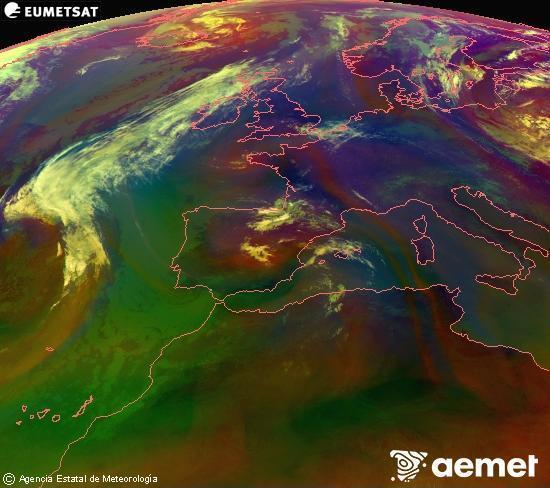 Composici�n RGB na que se mesturan varias canles do sat�lite Meteosat operacional en 0� N 0� W, que nos d� unha idea das caracter�sticas das masas de aire e da nebulosidade.&nbsp;venres, 10 xullo  2026 10:00