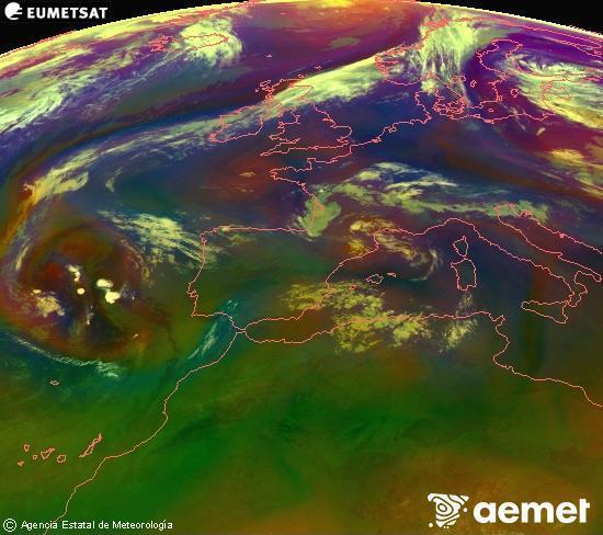 Composici�n RGB en la que se mezclan varios canales del sat�lite Meteosat operacional en 0�N 0�W, que nos da una idea de las caracter�sticas de las masas de aire y de la nubosidad.&nbsp;s�bado, 11 julio 2026 a las 07:00