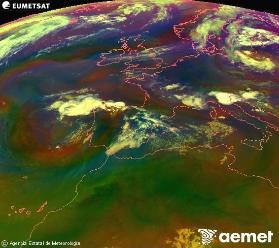 Composici� RGB en la qual es barregen diversos canals del sat�l�lit Meteosat operacional en 0�N 0�W, que ens d�na una idea de les caracter�stiques de les masses d'aire i de la nuvolositat.&nbsp;dissabte, 11 de juliol  2026 23:00
