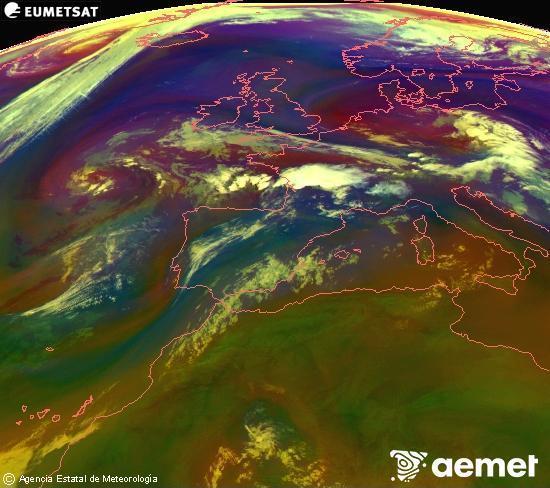 Composition RGB dans laquelle se m�langent diff�rents canaux du satellite Meteosat operational in 0�N 0�W, l'informaci�n des caract�ristiques sur les masses d'air et les nuages.&nbsp;mercredi, 15 juillet  2026 05:00