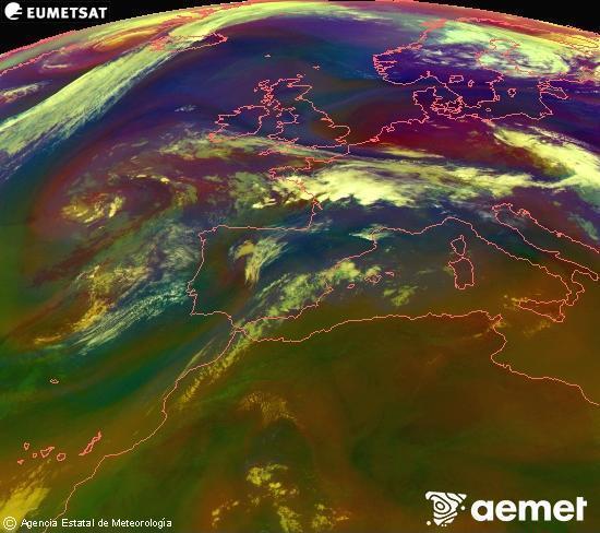 Composition RGB dans laquelle se m�langent diff�rents canaux du satellite Meteosat operational in 0�N 0�W, l'informaci�n des caract�ristiques sur les masses d'air et les nuages.&nbsp;mercredi, 15 juillet  2026 09:00