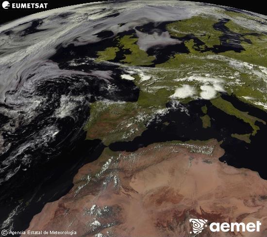 Esta imagen se genera utilizando informaci�n de los canales visibles del sat�lite METEOSAT perteneciente a la segunda generaci�n de sat�lites Meteosat (MSG). Por ese motivo, s�lo hay informaci�n en la zona iluminada por el sol. Adem�s, los canales han sido normalizados para que el brillo no dependa de la posici�n del sol.&nbsp;dimecres, 15 de juliol  2026 17:00