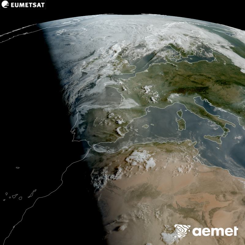 Esta imagen RGB se genera utilizando informaci�n de los canales visibles del sat�lite METEOSAT-12, perteneciente a la tercera generaci�n de sat�lites Meteosat (MTG). Por ese motivo, s�lo hay informaci�n en la zona iluminada por el sol. Nos muestra una imagen con una apariencia muy similar a la que percibir�a el ojo humano desde el espacio. Las horas indicadas se refieren a la pen�nsula (una hora menos en las Islas Canarias).&nbsp;viernes, 14 agosto 2026 a las 08:00