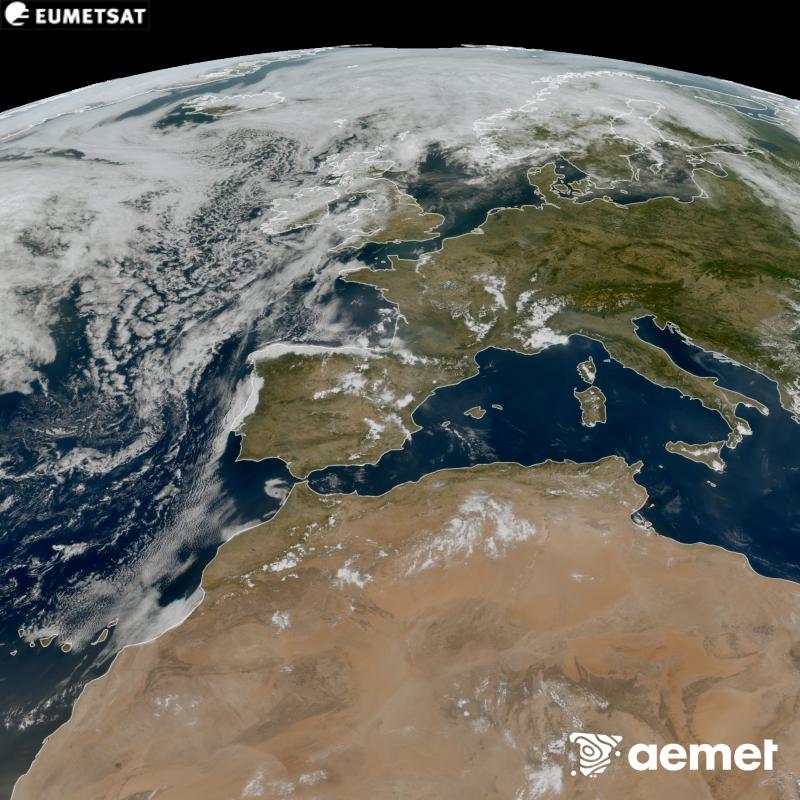 Esta imagen RGB se genera utilizando informaci�n de los canales visibles del sat�lite METEOSAT-12, perteneciente a la tercera generaci�n de sat�lites Meteosat (MTG). Por ese motivo, s�lo hay informaci�n en la zona iluminada por el sol. Nos muestra una imagen con una apariencia muy similar a la que percibir�a el ojo humano desde el espacio. Las horas indicadas se refieren a la pen�nsula (una hora menos en las Islas Canarias).&nbsp;viernes, 14 agosto 2026 a las 14:00