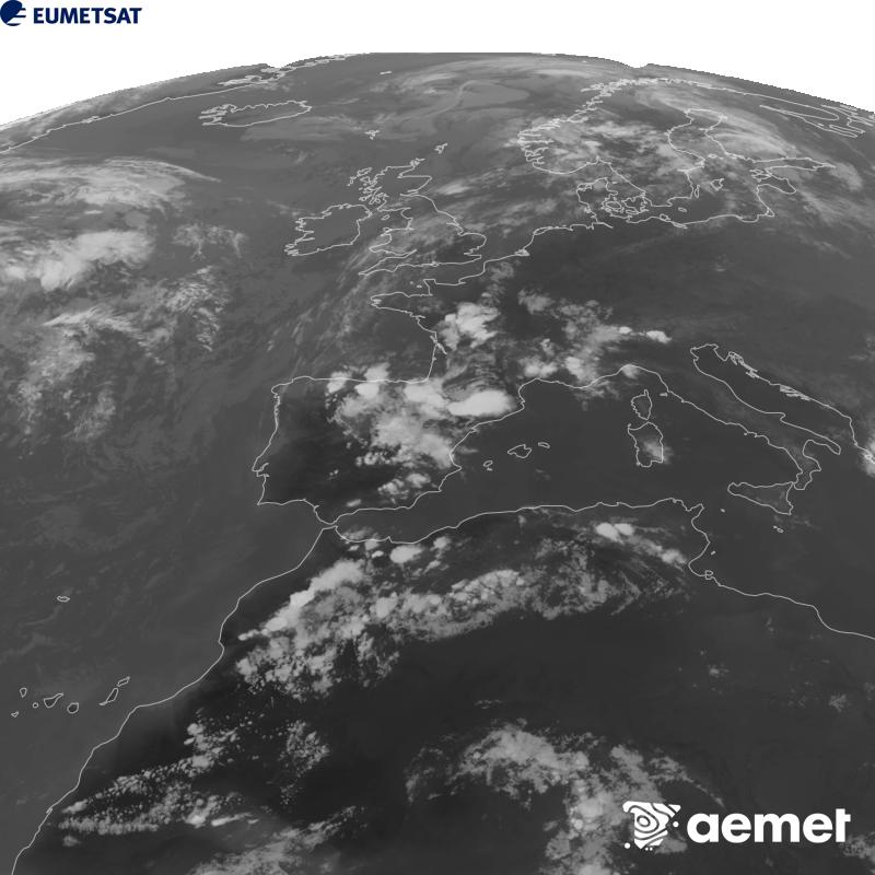 Esta imagen se genera utilizando informaci�n del canal Infrarrojo 10.5 �m del sat�lite METEOSAT-12, perteneciente a la tercera generaci�n de sat�lites Meteosat (MTG). Para que la imagen se asemeje m�s a la percepci�n del ojo humano, la escala de grises est� invertida. Las horas indicadas se refieren a la pen�nsula (una hora menos en las Islas Canarias).&nbsp;viernes, 14 agosto 2026 a las 20:00