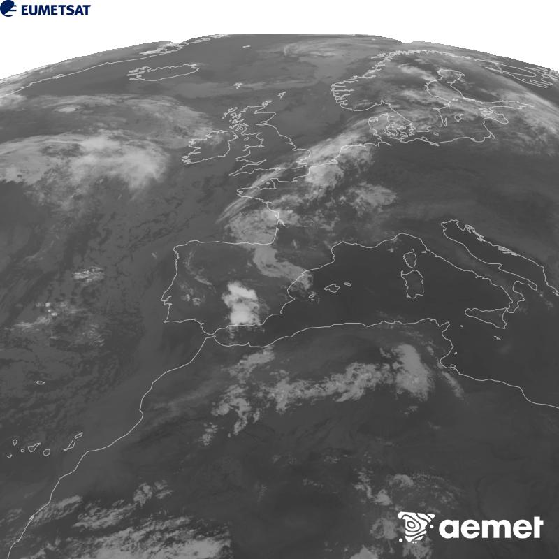 Esta imagen se genera utilizando informaci�n del canal Infrarrojo 10.5 �m del sat�lite METEOSAT-12, perteneciente a la tercera generaci�n de sat�lites Meteosat (MTG). Para que la imagen se asemeje m�s a la percepci�n del ojo humano, la escala de grises est� invertida. Las horas indicadas se refieren a la pen�nsula (una hora menos en las Islas Canarias).&nbsp;s�bado, 15 agosto 2026 a las 08:00