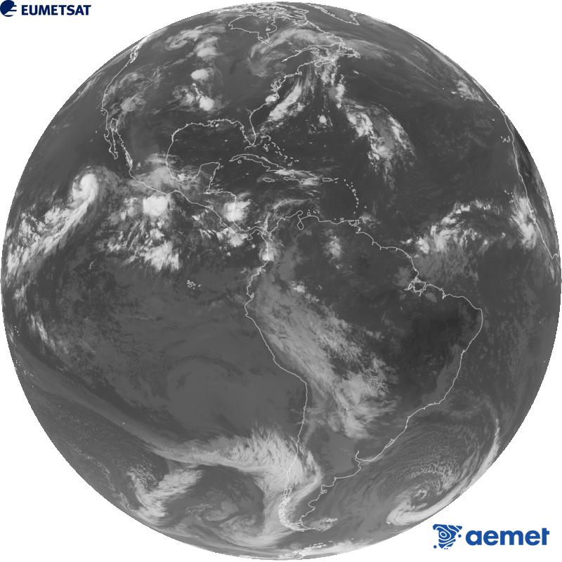 Imagen global del canal infrarrojo (longitud de onda 10.3 �m) del sat�lite geoestacionario estadounidense GOES-19. Las horas indicadas se refieren a la pen�nsula (una hora menos en las Islas Canarias).&nbsp;lunes, 24 agosto 2026 a las 14:00