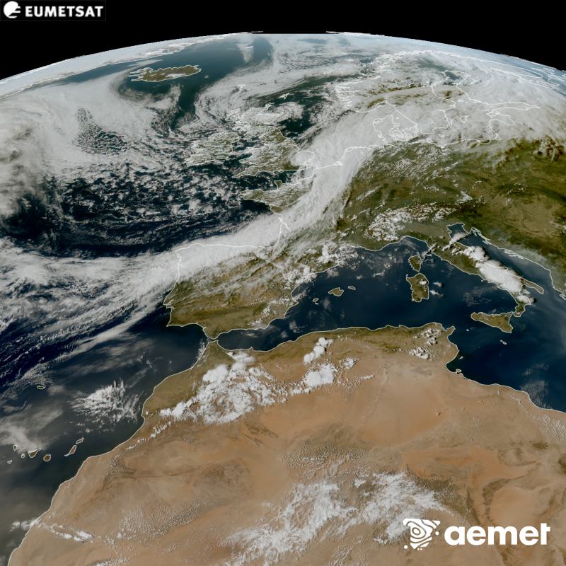 Esta imatge RGB es genera utilitzant informaci� dels canals visibles del sat�l�lit METEOSAT-12, pertanyent a la tercera generaci� de sat�l�lits Meteosat (MTG). Per eixe motiu, nom�s hi ha informaci� en la zona il�luminada pel sol. Ens mostra una imatge amb una aparen�a molt similar a la que percebria l'ull hum� des de l'espai. Les hores indicades es referixen a la pen�nsula (una hora menys a les Illes Can�ries).&nbsp;dimarts, 8 de setembre  2026 17:00